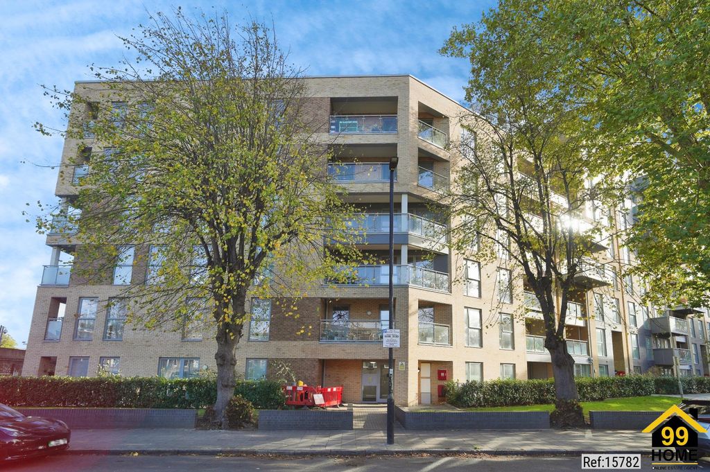 Property photo 3 of 20 Photo 2