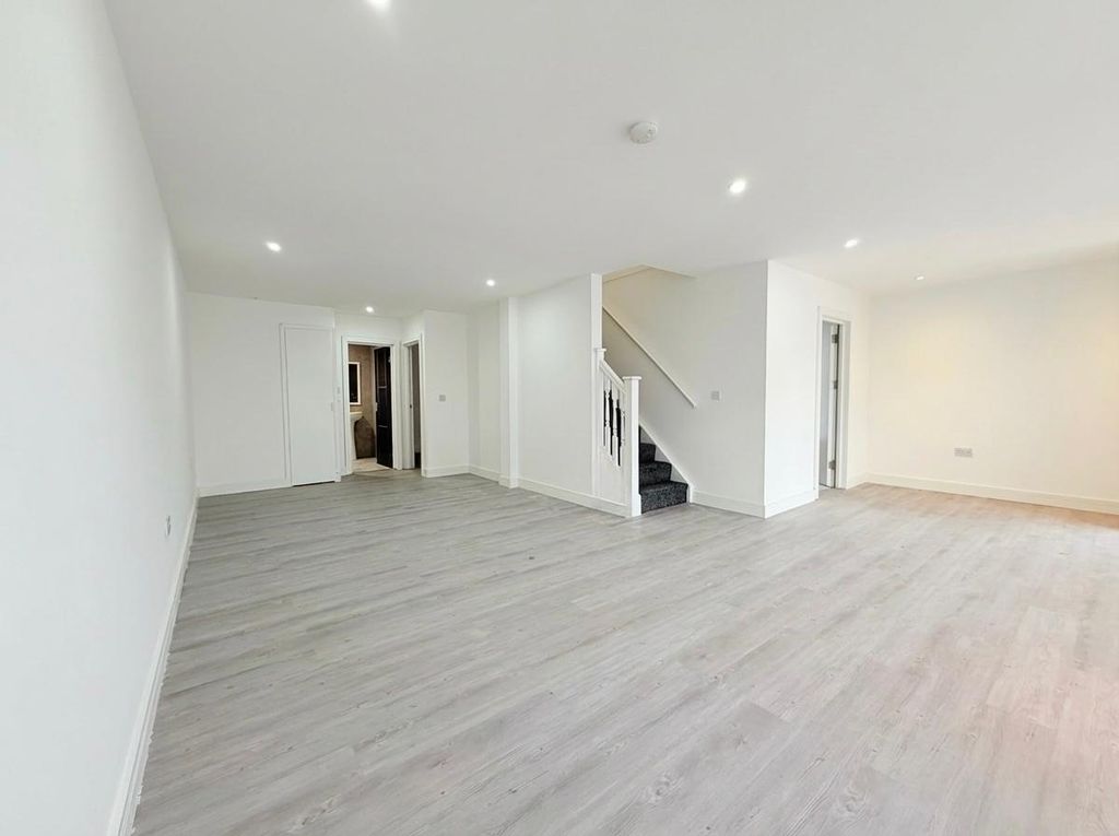 Property photo 2 of 6 Whatsapp Image 2026-03-16 At 19.41.29 (4).Jpeg