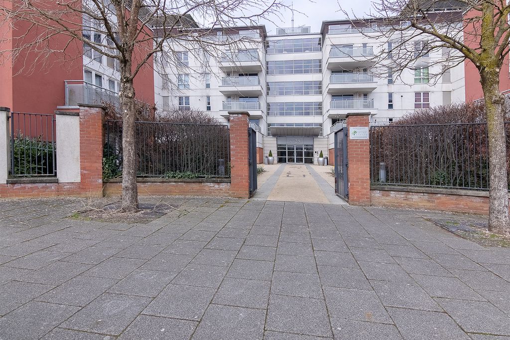 Property photo 1 of 29