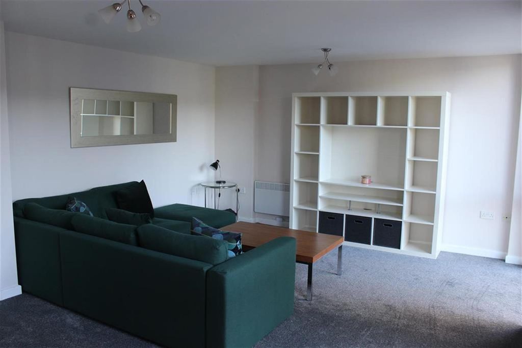Property photo 2 of 10