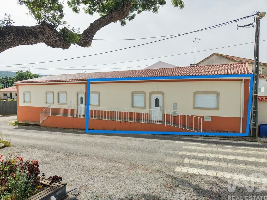 Property photo 2 of 34