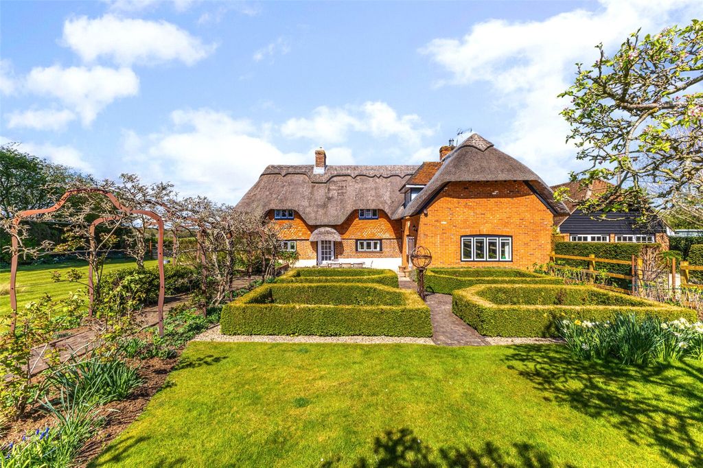 Property photo 2 of 27 Grade II Listed Hous