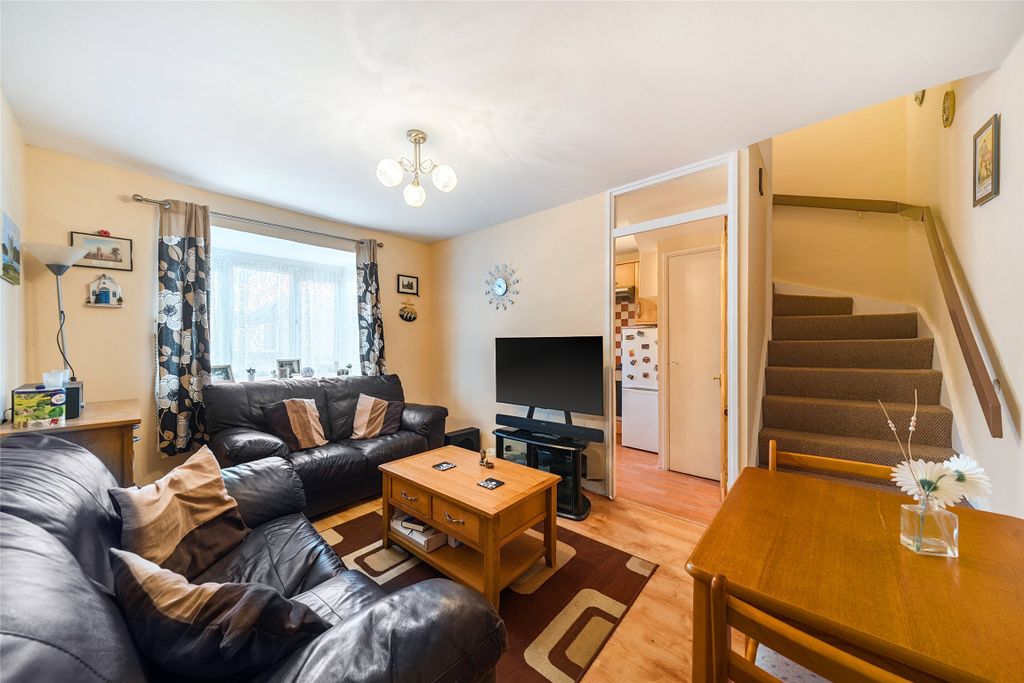 Property photo 3 of 8 Picture No. 09