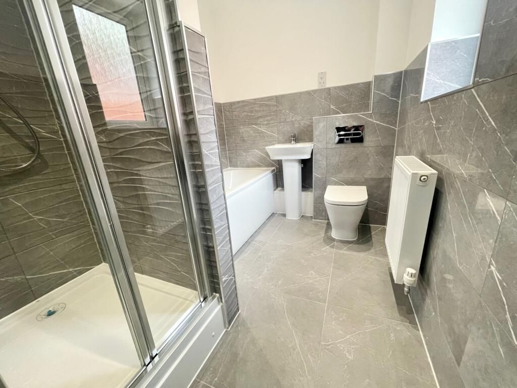 Property photo 3 of 3