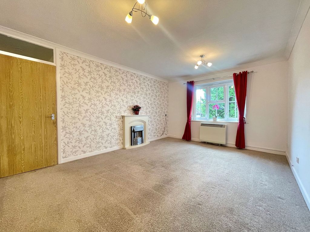 Property photo 2 of 29