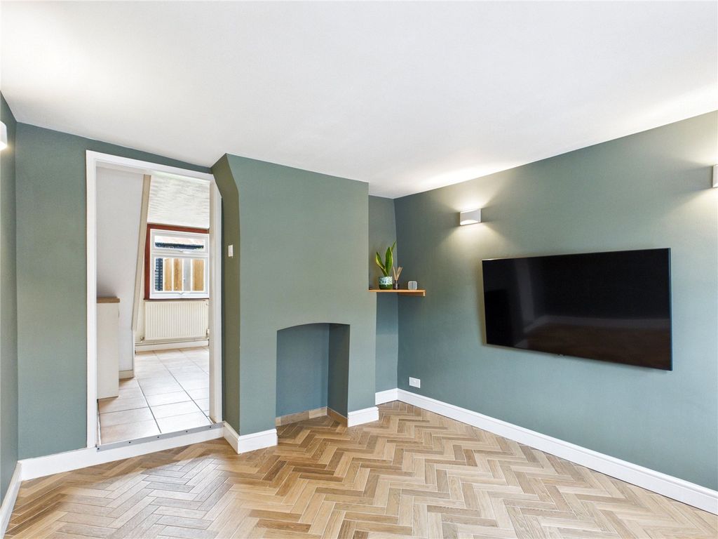 Property photo 2 of 14 Picture No. 07