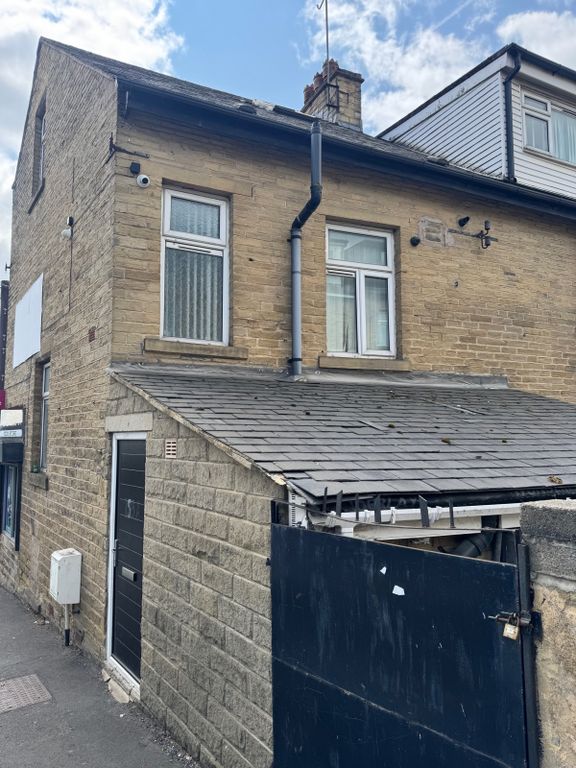 Property photo 1 of 7 2 Bed Flat