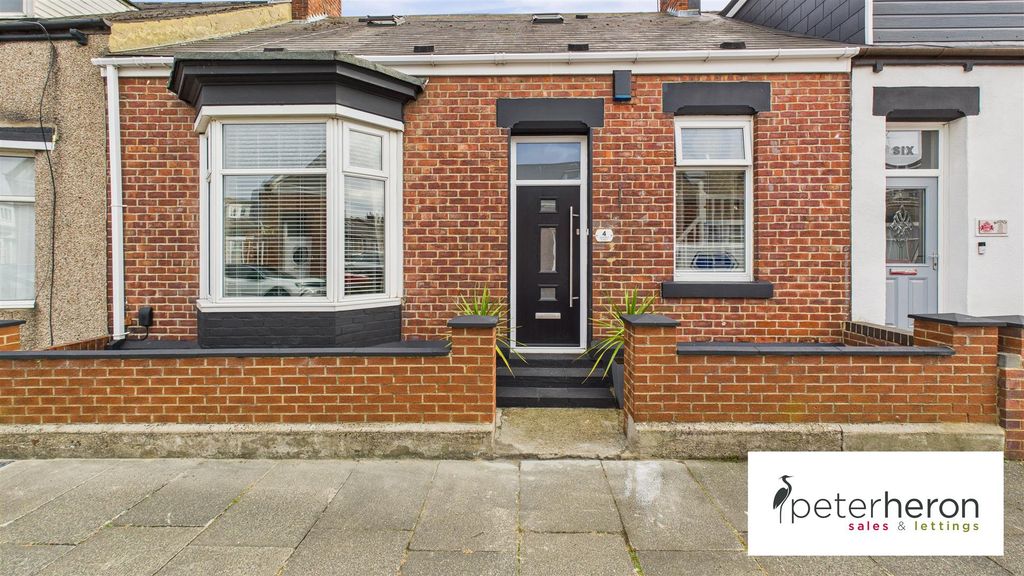 Property photo 1 of 27 Cam05632G0-Pr0020-Still035.Jpg