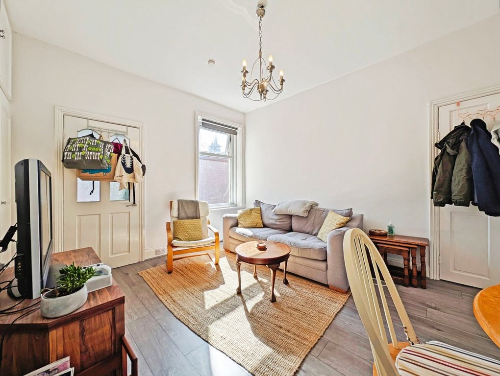 Property photo 1 of 12 Photo