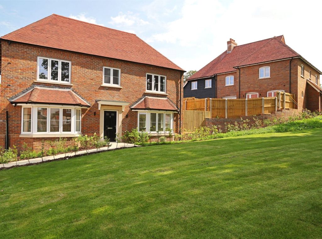 Property photo 1 of 26 Picture No. 09