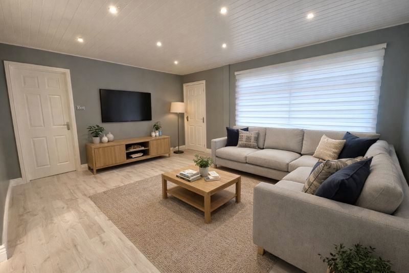 Property photo 2 of 14 Lounge