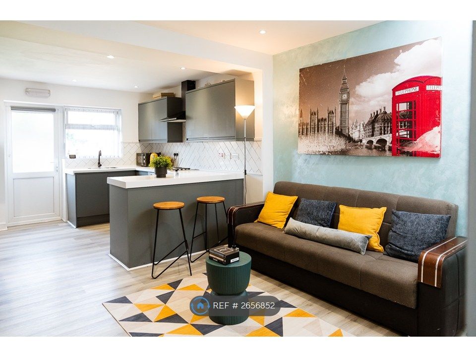 Property photo 1 of 35