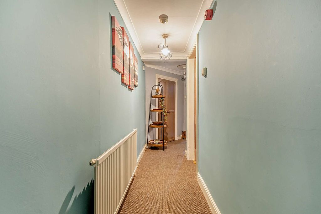 Property photo 3 of 22