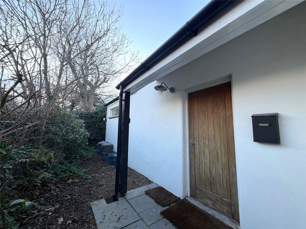 Property photo 3 of 23 Picture No. 23