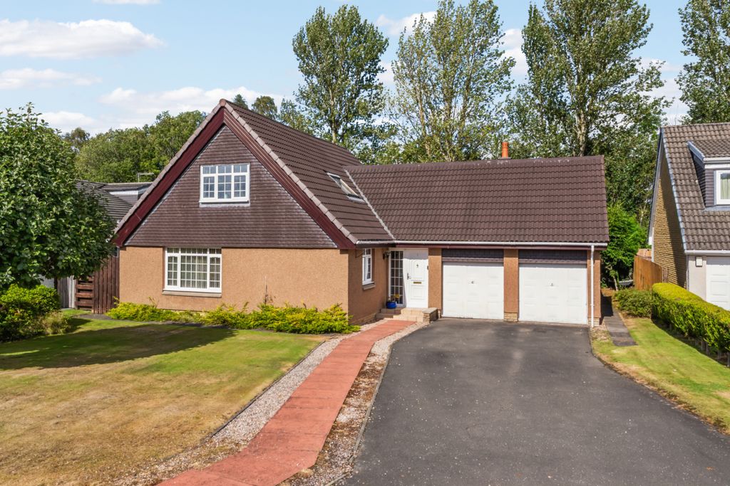 Property photo 1 of 43