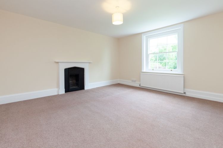 Property photo 2 of 14 229105
