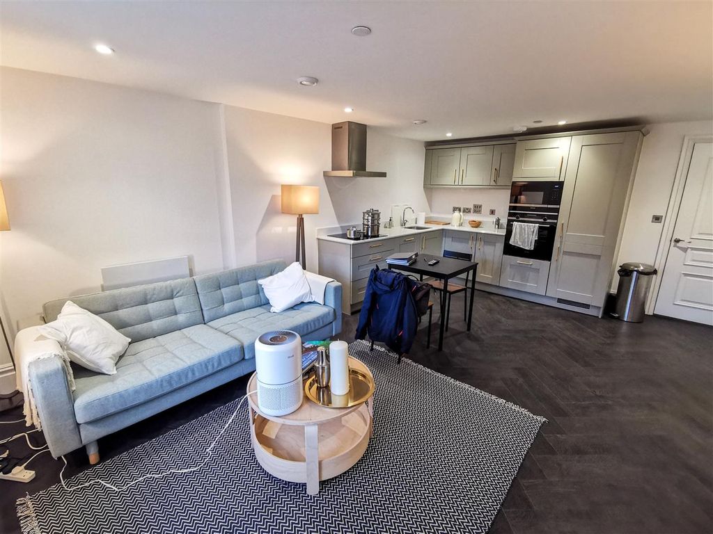 Property photo 2 of 5 C09.Jpg