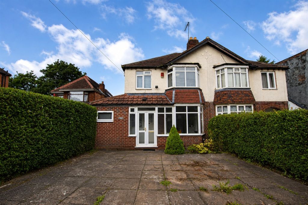 Property photo 1 of 12 Approach