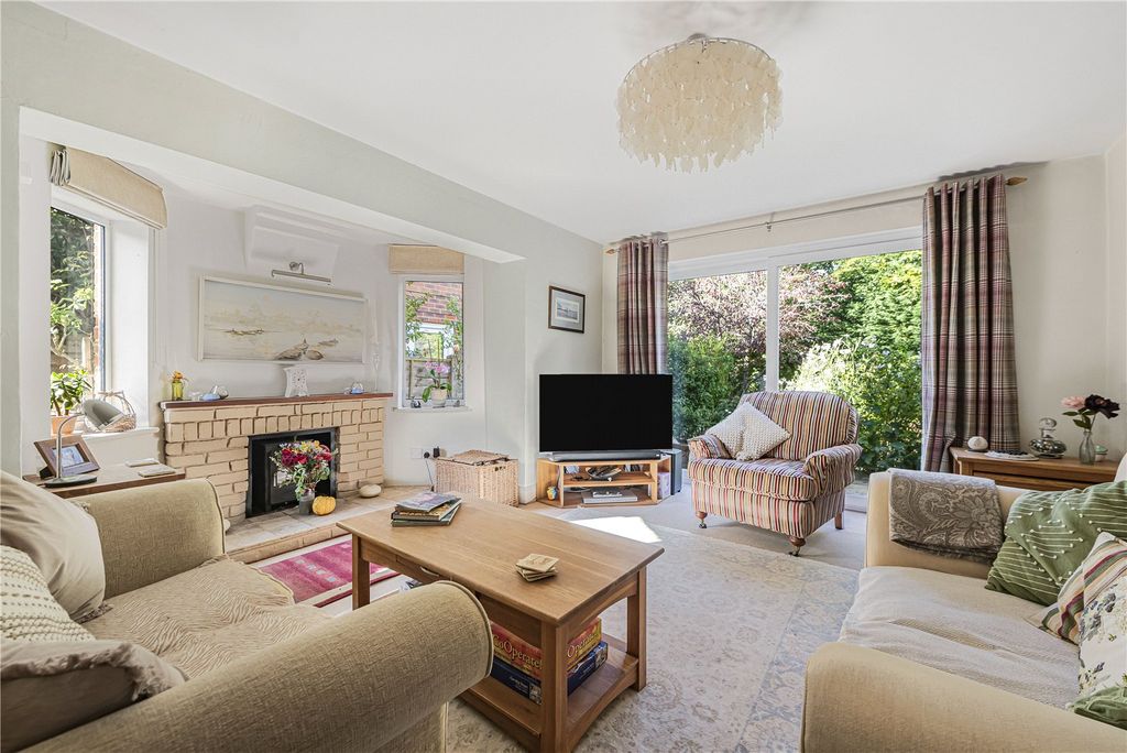 Property photo 2 of 30 Picture No. 14