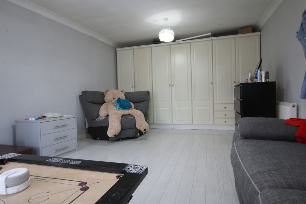 Property photo 3 of 18 Img_0049