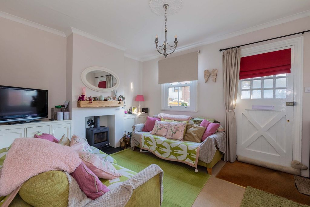 Property photo 2 of 14