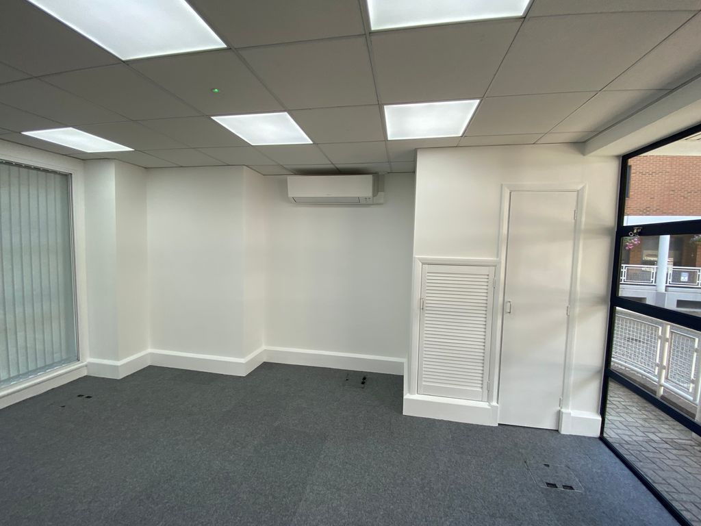Property photo 2 of 3