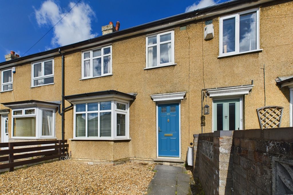 Property photo 2 of 16 Cam02545G0-Pr0132-Still015