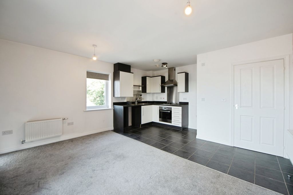 Property photo 2 of 11 Pbox-Img.Jpg