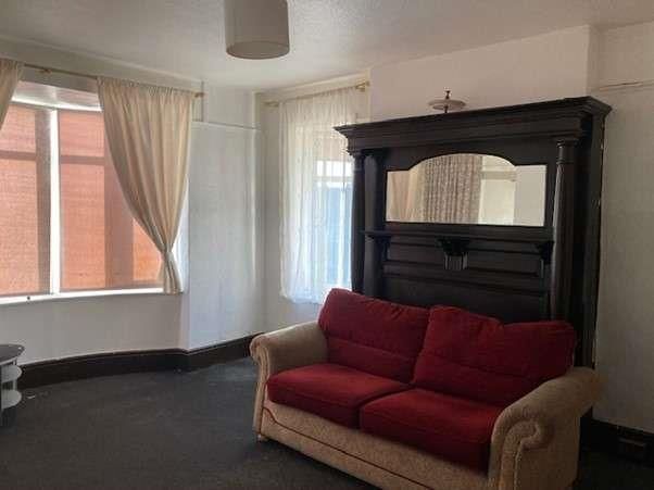 Property photo 1 of 8 Lounge.Jpg