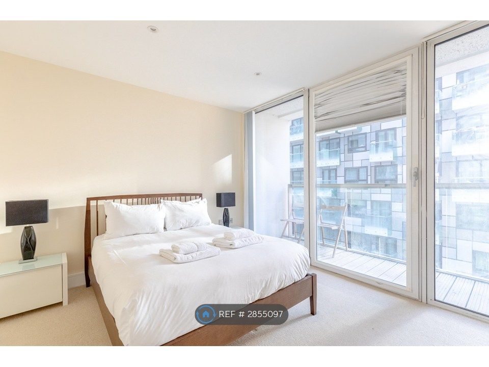 Property photo 2 of 35