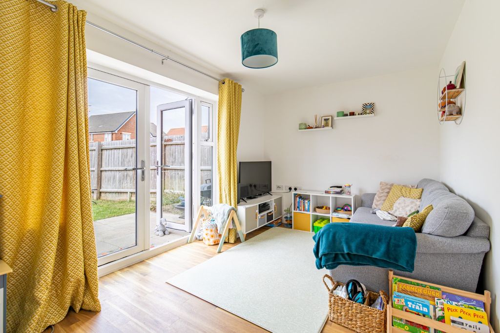 Property photo 2 of 21 4379104