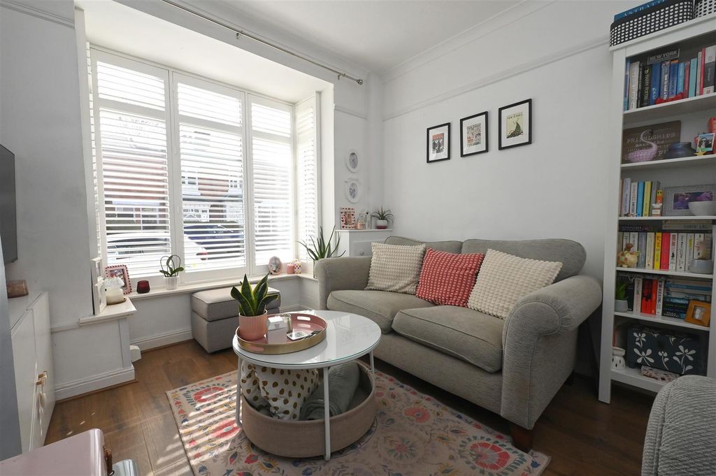 Property photo 2 of 20 Living Room.Jpg