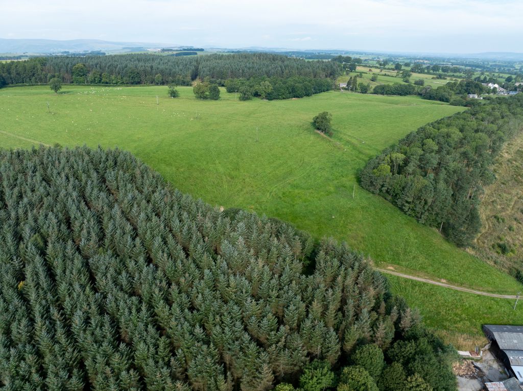 Property photo 2 of 3