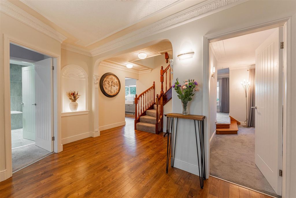 Additional image 6 of 4 bed detached house for saleStoneleigh Close, Stoneleigh CV1