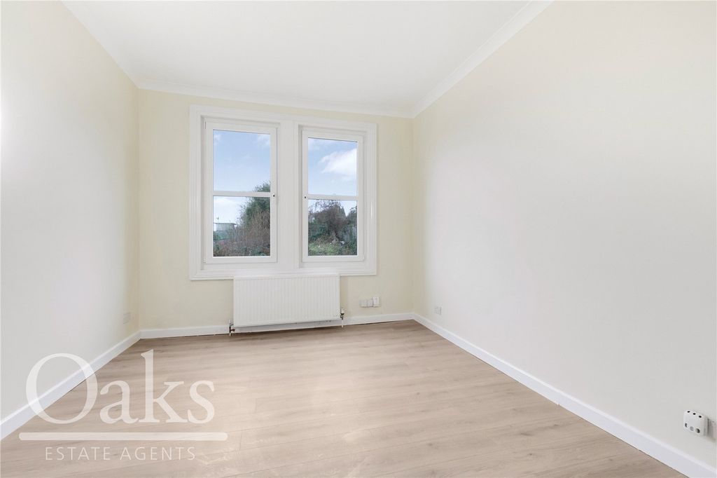 Property photo 3 of 5 Picture No. 02