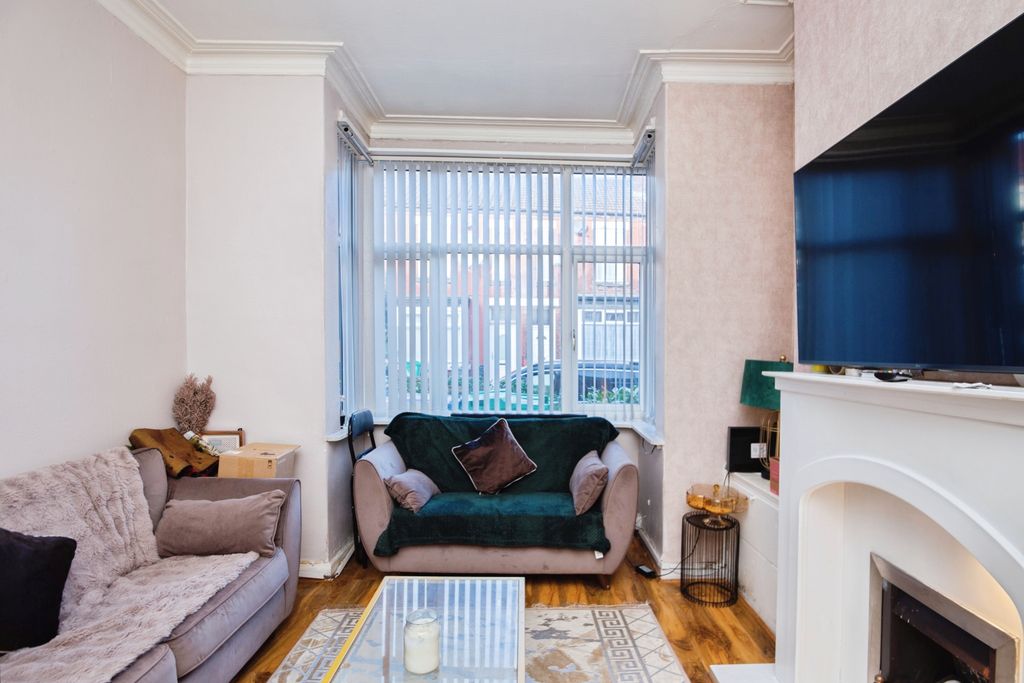 Property photo 3 of 15