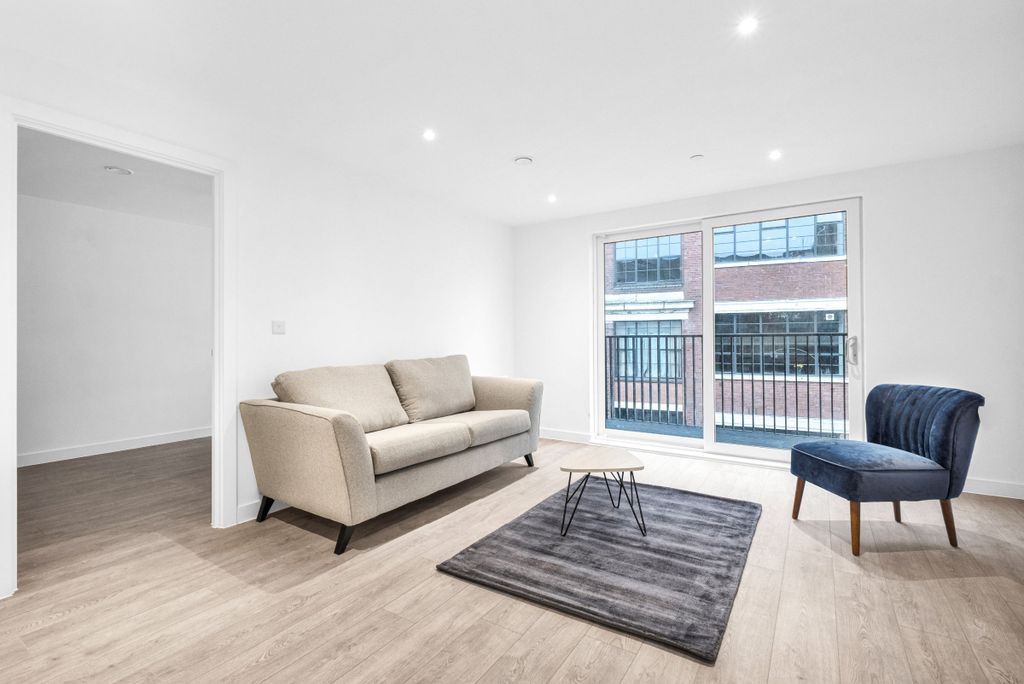 Property photo 2 of 16