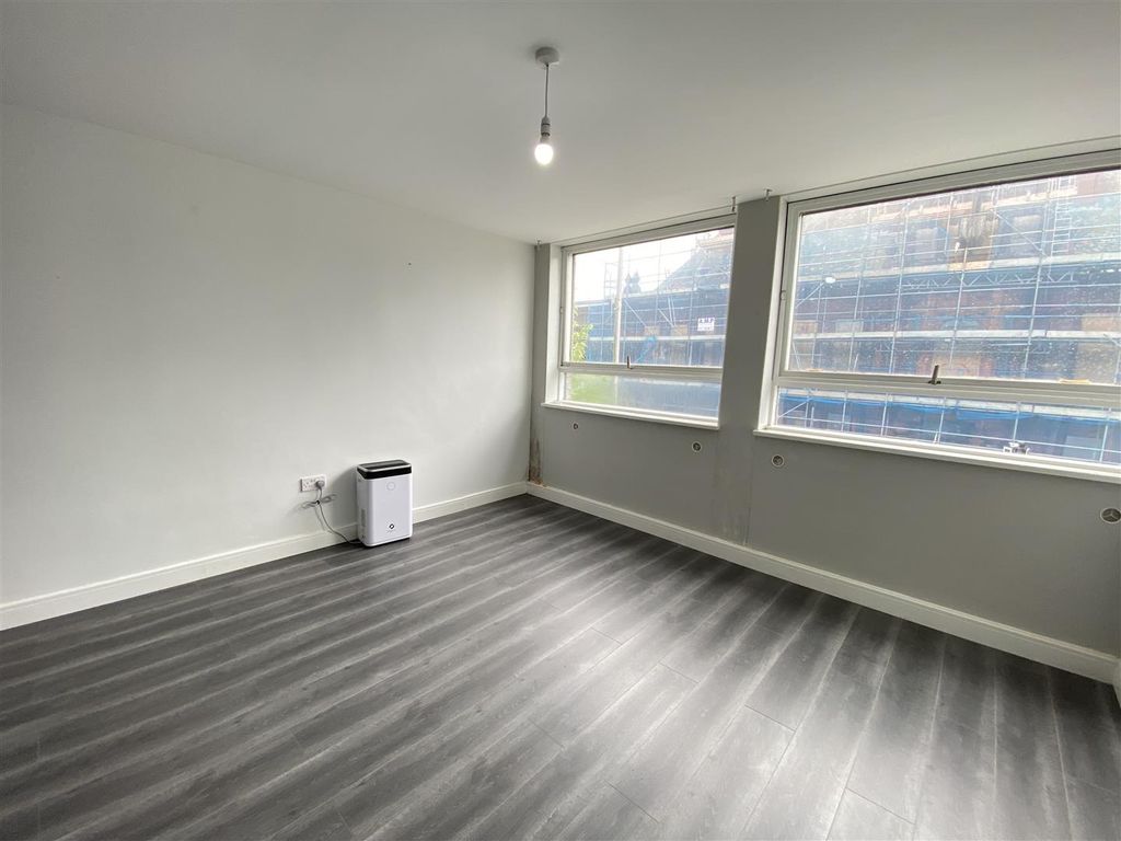 Property photo 3 of 10 Img_2971.Jpg