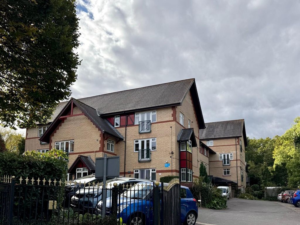 Property photo 1 of 18 Bridgeman Court