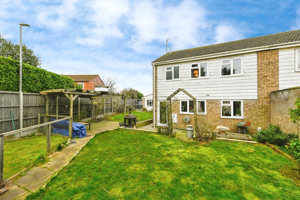 Property photo 2 of 16