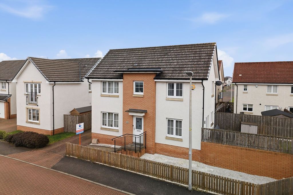 Property photo 1 of 23