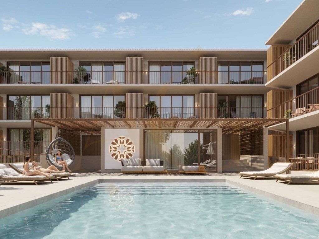 Property photo 1 of 7 New 3 Bedroom Ground Floor Apartment With Access To Pool