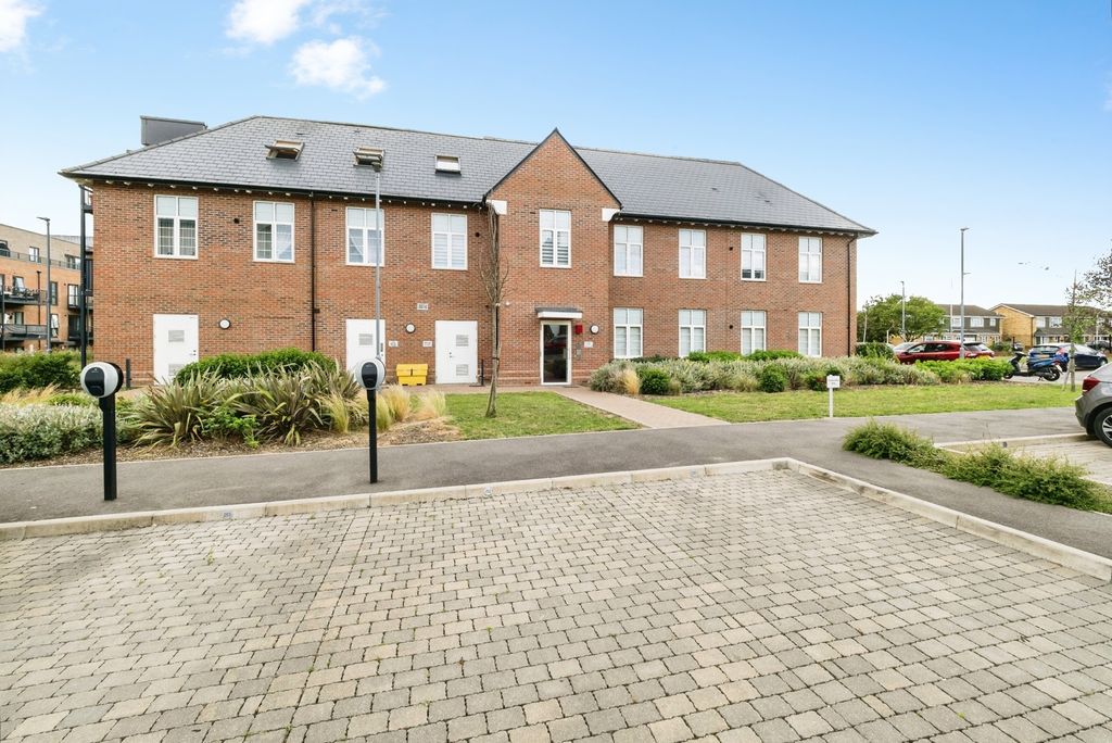 Property photo 1 of 24 Pbox-Img.Jpg