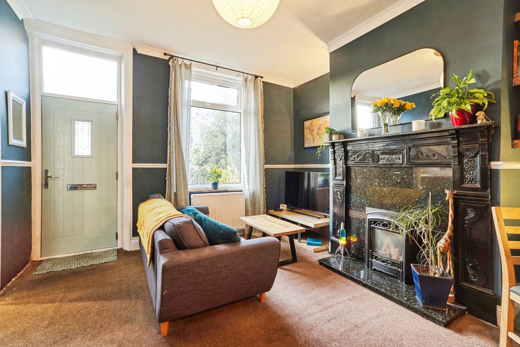 Property photo 2 of 15