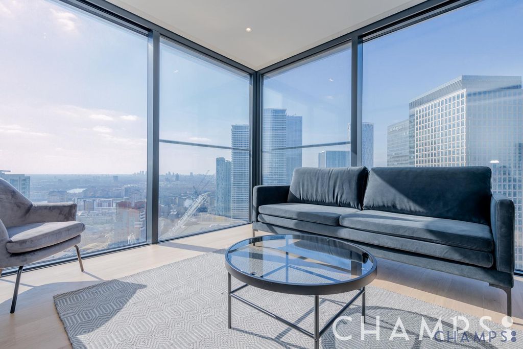 Property photo 1 of 30 2 Bed Apartment, Hampton Tower, 75 Marsh Wall, South Quay Plaza, Canary Wharf E14