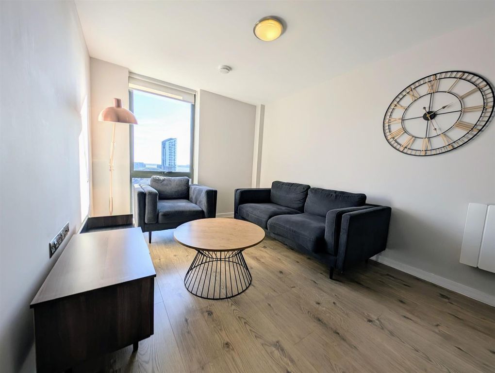 Property photo 3 of 13 Living Room