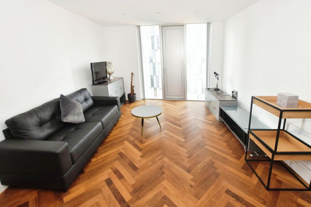 Property photo 1 of 31 Picture No. 60