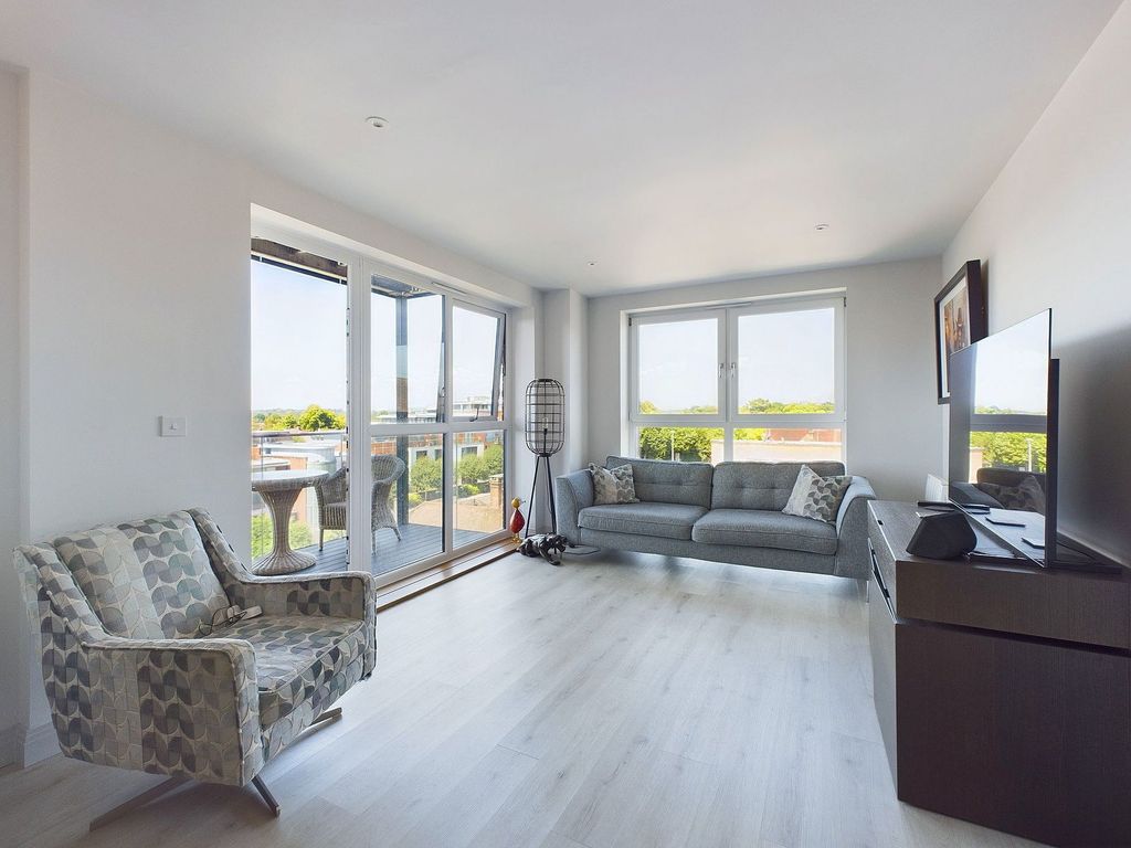 Property photo 3 of 16