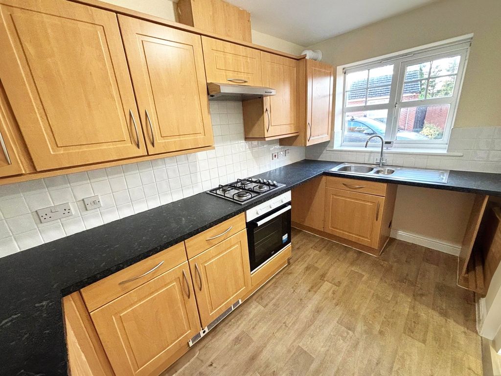 Property photo 2 of 13 Picture No. 33