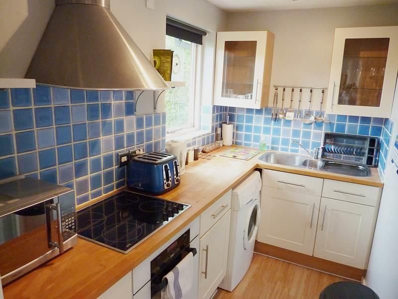 Property photo 2 of 9 Kitchen.Jpg